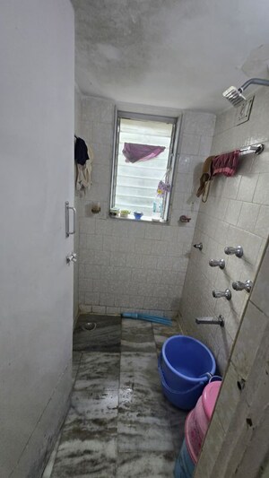 Bathroom in 1 BHK Apartment at Andheri West – for Rent