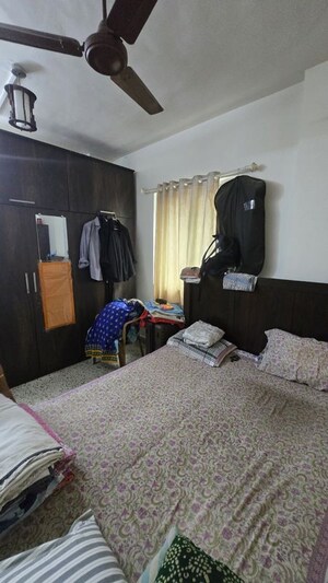 Bedroom in 1 BHK Apartment at Andheri West – for Rent