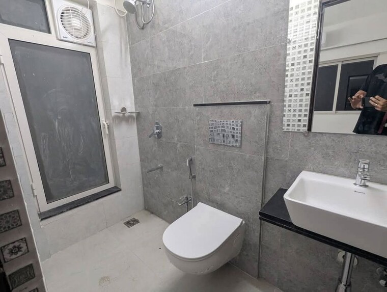 Bathroom, omkar-signet 1 Bedroom 333 Sq.Ft. Apartment In Malad East Mumbai 10681342