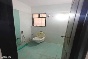 Bathroom in 2 BHK Apartment at Ashoka Nagar – for Rent