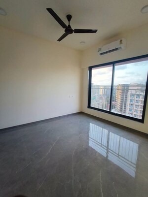 Room in 2 BHK Apartment at Tigon Elite, Chembur – for Rent