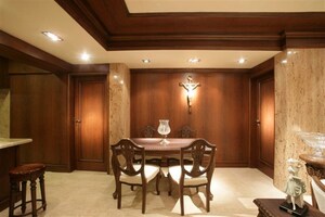 Dining area in 2 BHK Apartment at Shalimar CHS Bandra, Bandra West – for Sale
