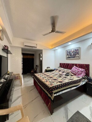 Bedroom in 3 BHK Builder Floor at M2K Aura, Sector 47 – for Rent