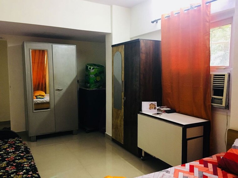 Bedroom, lokhandwala complex 1 Bedroom 500 Sq.Ft. Apartment In Lokhandwala Complex Mumbai 10681370
