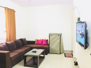 1 BHK Apartment For Rent in Lokhandwala Complex