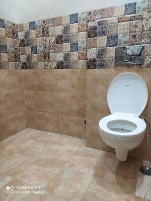 Bathroom in 2 BHK Apartment at Arun Vihar Sector 37, Sector 37 – for Rent