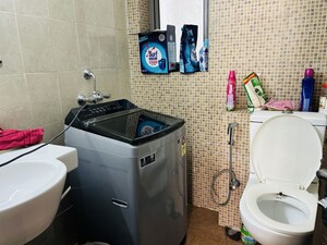 Team Area in 2 BHK Apartment at Unitech The Residences Gurgaon, Sector 33 – for Rent
