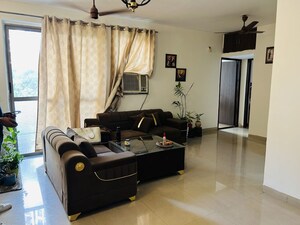 Team Area in 2 BHK Apartment at Unitech The Residences Gurgaon, Sector 33 – for Rent