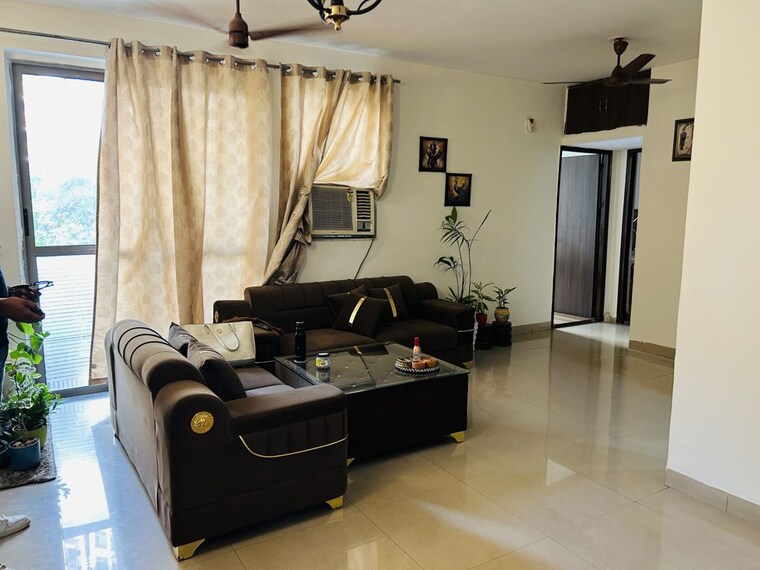 Team Area, unitech-the-residences-gurgaon 2 Bedroom 1060 Sq.Ft. Apartment In Sector 33 Gurgaon 10681383