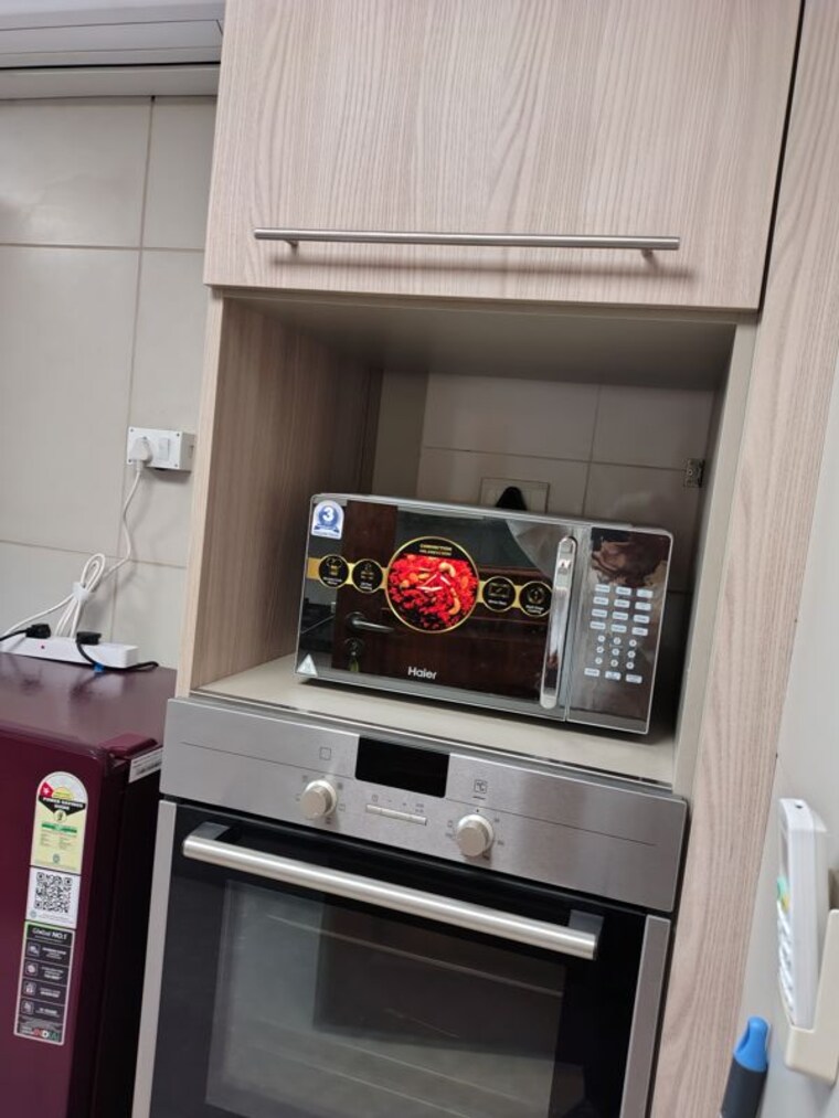 Kitchen, defence colony 3 Bedroom 325 Sq.Yd. Builder Floor In Defence Colony Delhi 10447167