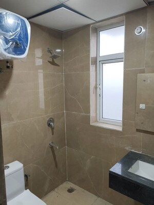 Bathroom in 3 BHK Apartment at M3M Soulitude, Sector 89 – for Rent