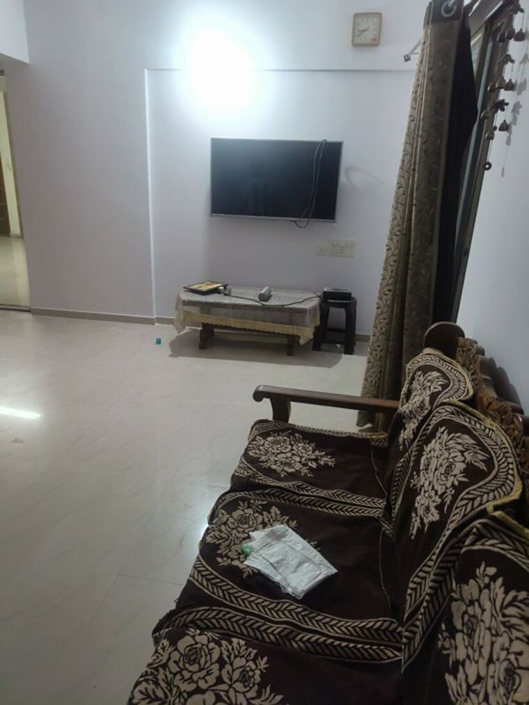 Living Room, essen-shonest-towers 2.5 Bedroom 1000 Sq.Ft. Apartment In Wakad Pune 10681415