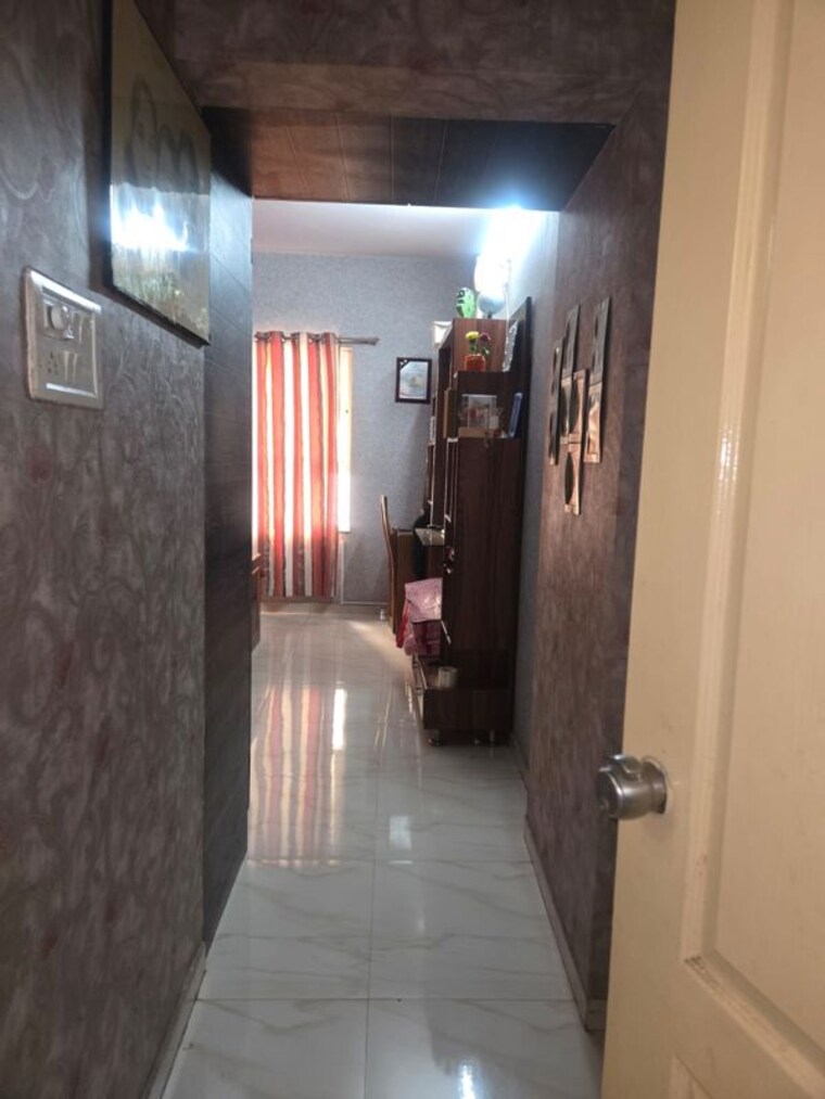 Living Room, g-k-daffodils-housing-society 3 Bedroom 1255 Sq.Ft. Apartment In Pimple Saudagar Pune 10681416