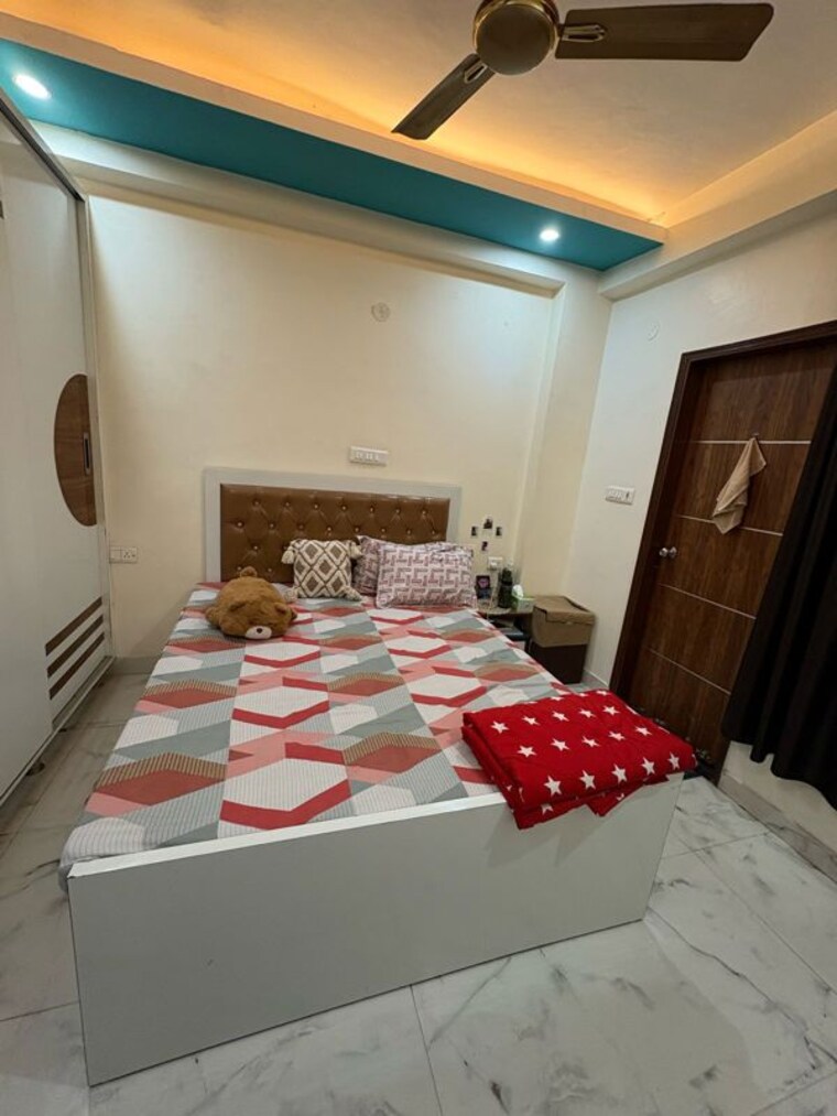 Bedroom, sector 31 3 Bedroom 1900 Sq.Ft. Builder Floor In Sector 31 Gurgaon 10681425