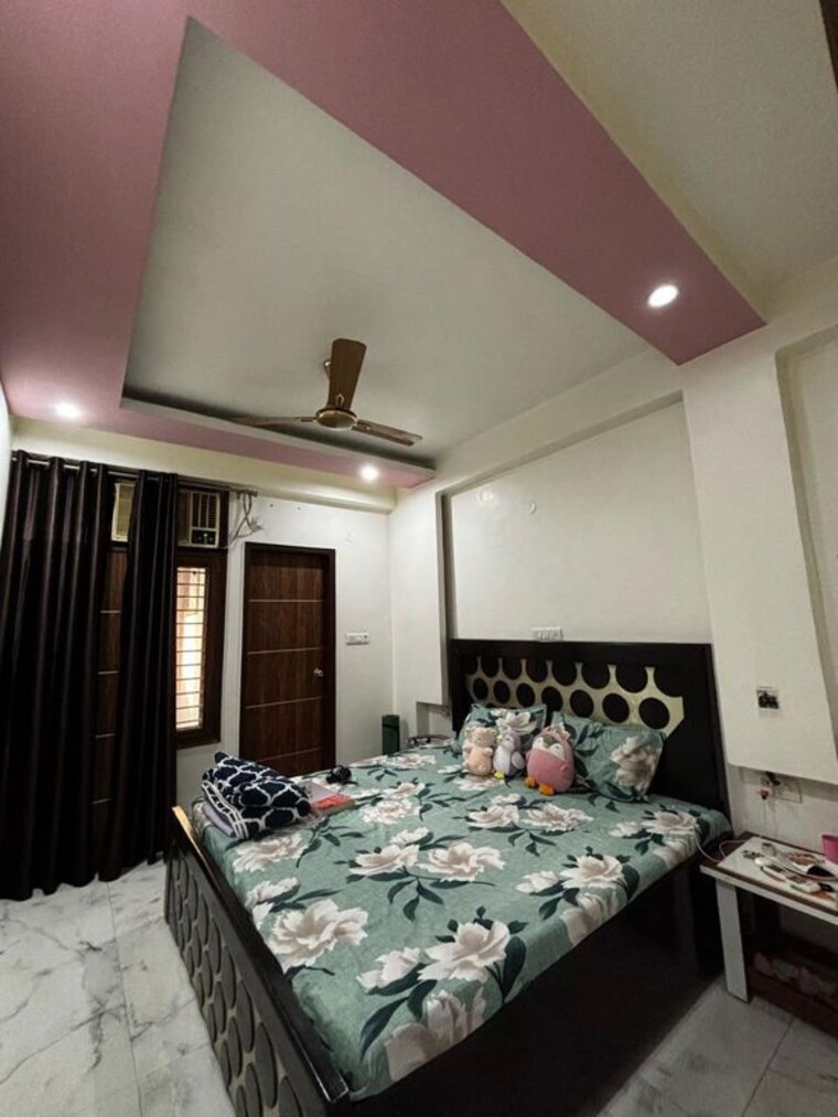 Bedroom, sector 31 3 Bedroom 1900 Sq.Ft. Builder Floor In Sector 31 Gurgaon 10681425