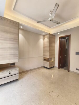Building Lobby in 3 BHK Builder Floor at Kalkaji – for Rent
