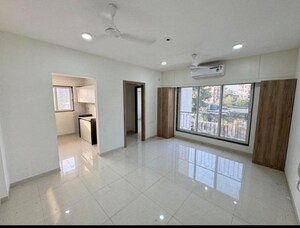 2 BHK Apartment For Rent in Gold Silver Crest, Santacruz East