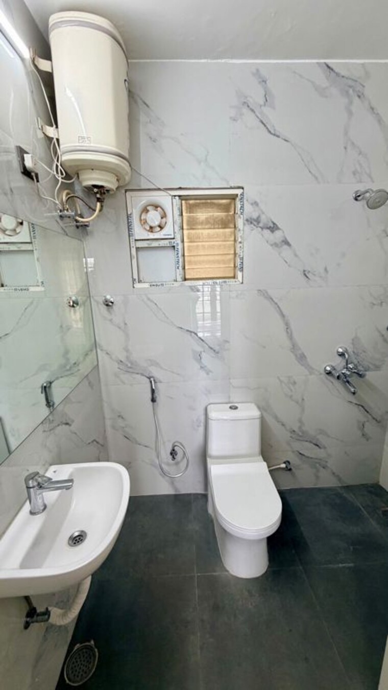 Bathroom, nectar-doyen-apartments 3 Bedroom 2500 Sq.Ft. Apartment In Sainikpuri Hyderabad 10681478