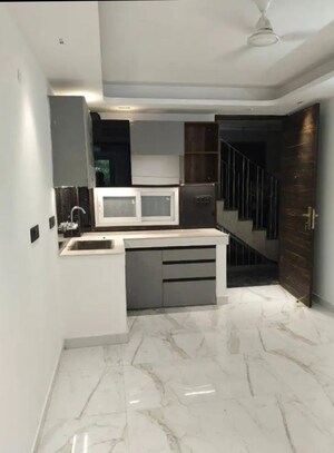Living Room in 1 BHK Apartment at Saket – for Rent