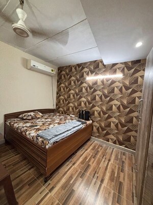 Bedroom in 1 RK Independent House at SS 100, Sector 49 – for Rent