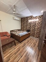 1 Rk  +  500 Sq.Ft. Independent House in SS 100
