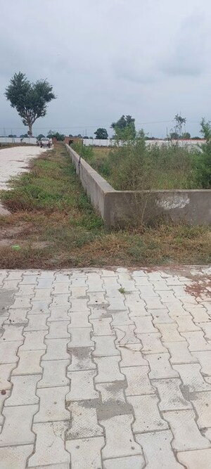 Plot – Exterior View View at Gwalior Road - for Sale