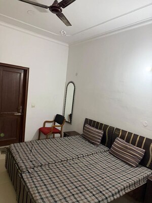 Bedroom in 2 BHK Builder Floor at Sector 55 – for Rent
