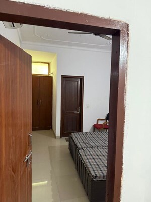 Bedroom in 2 BHK Builder Floor at Sector 55 – for Rent