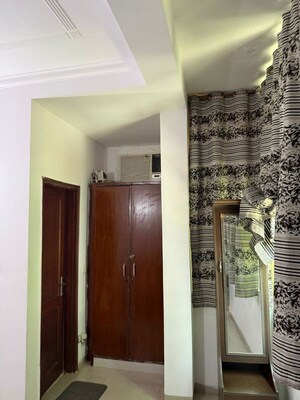 Building Lobby in 2 BHK Builder Floor at Sector 55 – for Rent