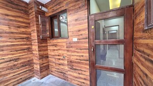 Room in 3 BHK Builder Floor at Pir Machalla – for Sale