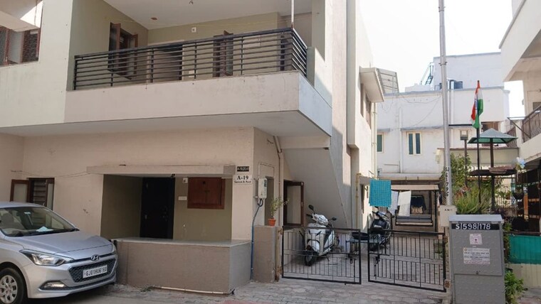 Exterior View, satellite 4 Bedroom 2700 Sq.Ft. Independent House In Satellite Ahmedabad 10681505