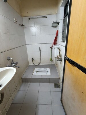Bathroom in 2 BHK Apartment at Prajapati Tulip, Vashi Sector 28 – for Rent