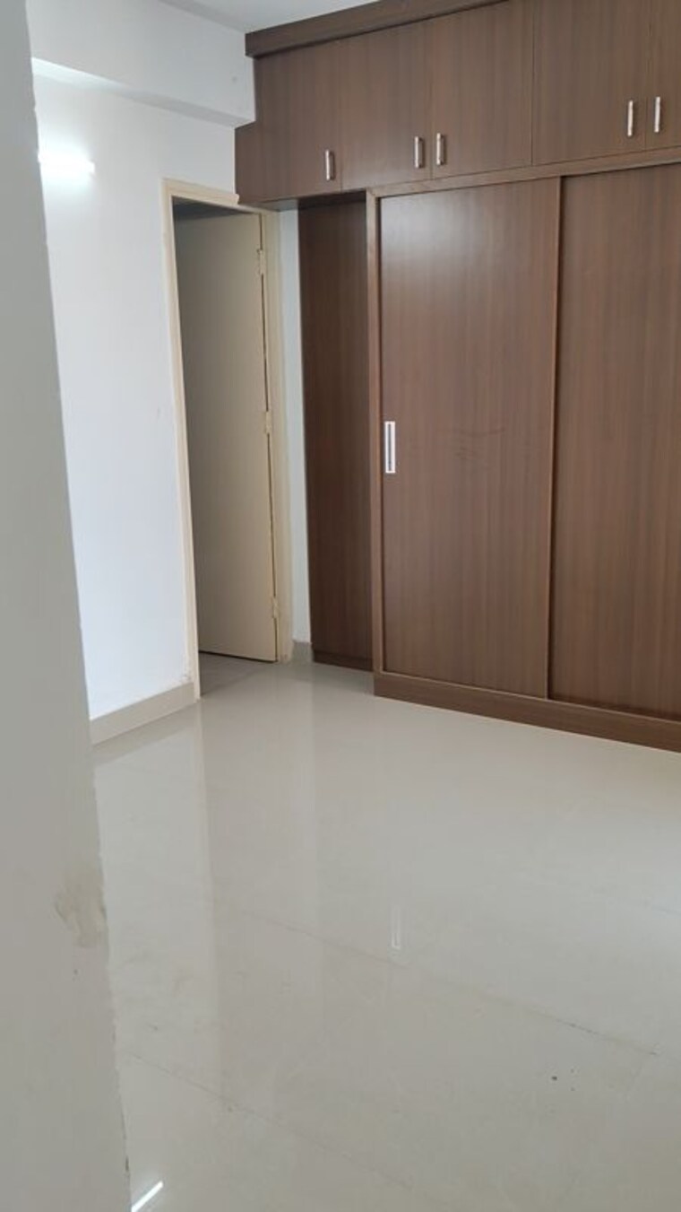 Room, landmark-the-homes-81 2 Bedroom 665 Sq.Ft. Apartment In Sector 81 Gurgaon 10677922