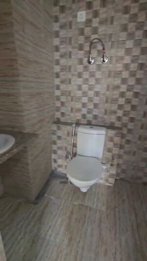 Bathroom in 2.5 BHK Apartment at Ratan Pearls, Sector 16 Greater Noida – for Sale