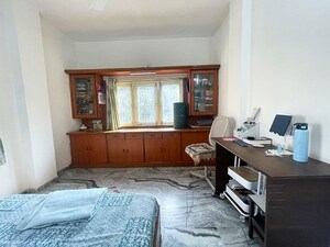 Bedroom in  Showroom at Sabarmati – for Sale