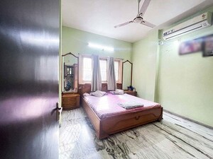 Bedroom in  Showroom at Sabarmati – for Sale