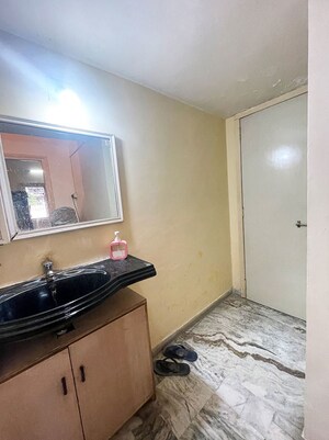 Kitchen in  Showroom at Sabarmati – for Sale