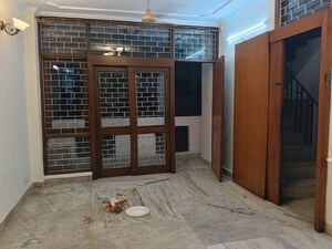 Room in 2 BHK Builder Floor at Kailash Hills – for Rent
