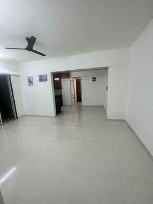 Master Plan in 3 BHK Builder Floor at Abhilasha Hermes Paras 3, Kalyani Nagar – for Rent