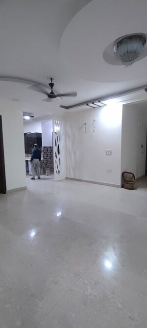 5 BHK Builder Floor For Rent in Ashoka Enclave Faridabad, Sector 34