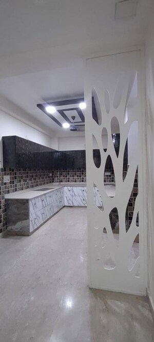 Kitchen in 5 BHK Builder Floor at Ashoka Enclave Faridabad, Sector 34 – for Rent