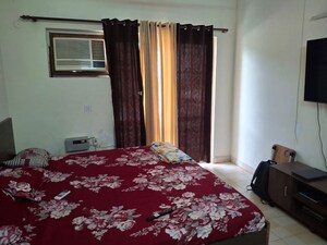 Bedroom in 4 BHK Apartment at Omaxe Heights, Sector 86 – for Rent