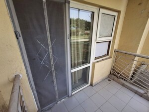 Balcony in 4 BHK Apartment at Omaxe Heights, Sector 86 – for Rent