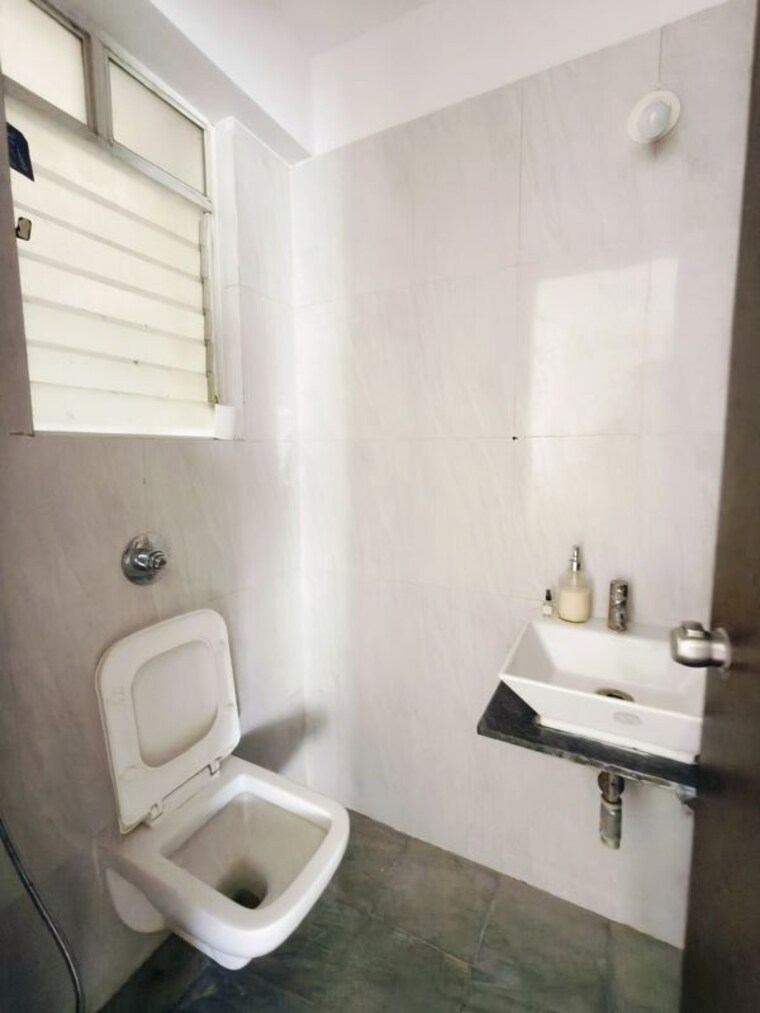 Bathroom, 38-park-majestique 3 Bedroom 13000 Sq.Ft. Apartment In Undri Pune 10681626