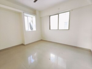 Room in 3 BHK Apartment at Ranjeet SS Platinum Park, Undri – for Rent