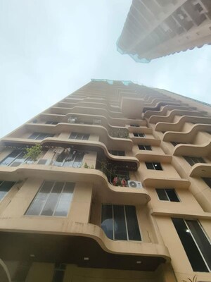 2 BHK Apartment For Rent in Avant Hillway, Goregaon East