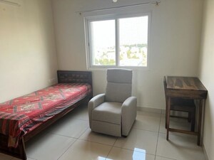 Room in 2 BHK Apartment at Prestige Jindal City, Bagalakunte – for Sale