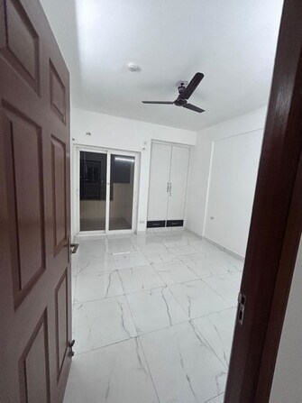 3 BHK Apartment For Sale in Purvanchal Royal City II in Chi V Greater Noida, Greater Noida