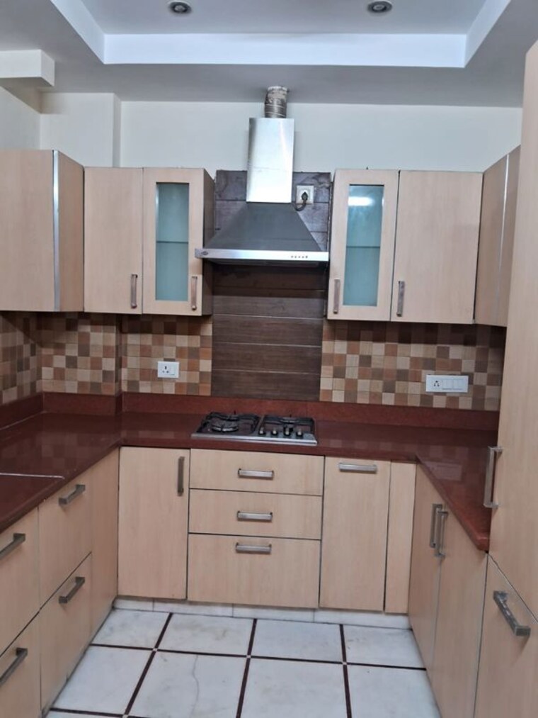 Kitchen, jungpura extension 2 Bedroom 900 Sq.Ft. Builder Floor In Jungpura Extension Delhi 10681682
