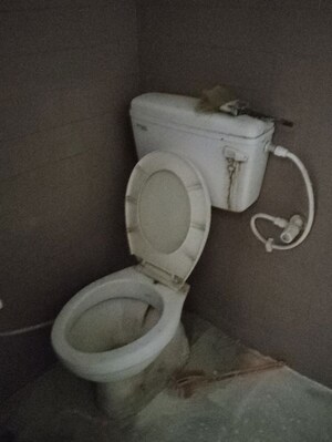 Bathroom in 2 BHK Villa at Saapsa Kalp City Phase II, Kanpur Road – for Rent